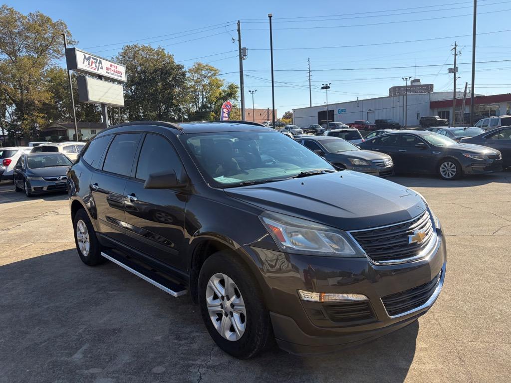 2014 Chevrolet Traverse - $11,900