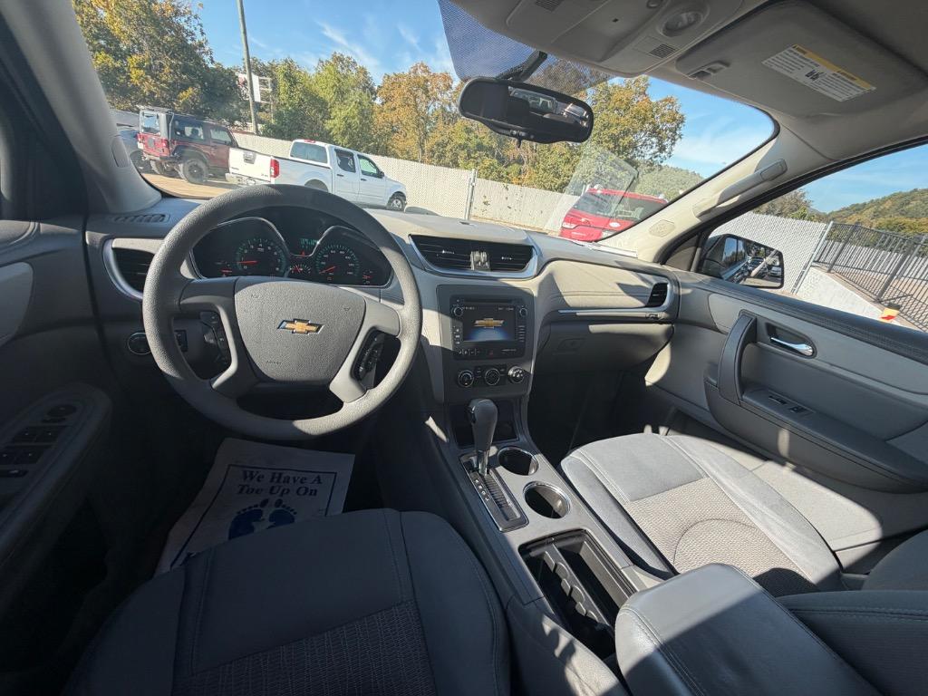 2014 Chevrolet Traverse - $11,900