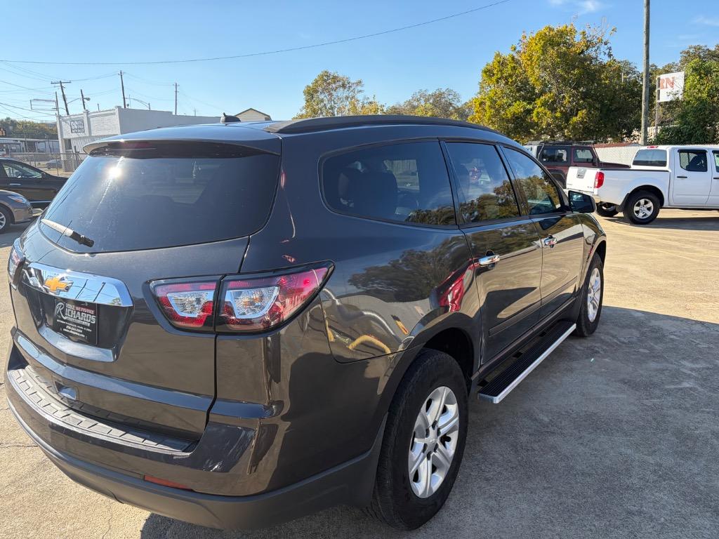 2014 Chevrolet Traverse - $11,900