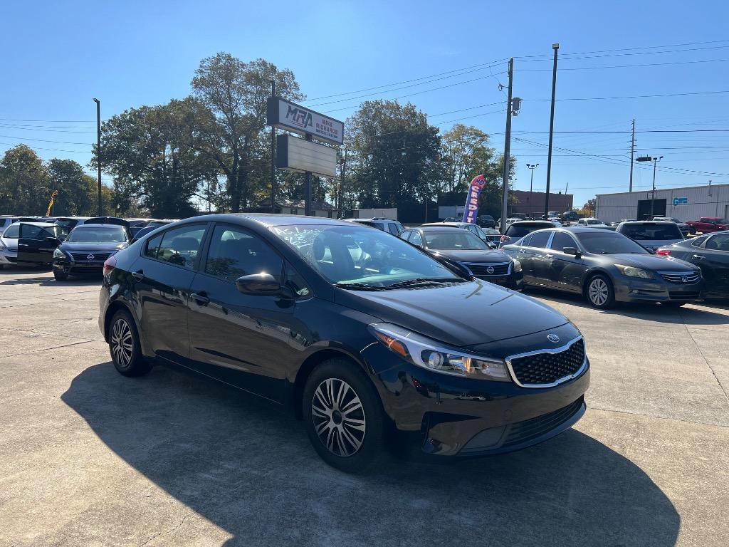 2017 Kia Forte - $8,900