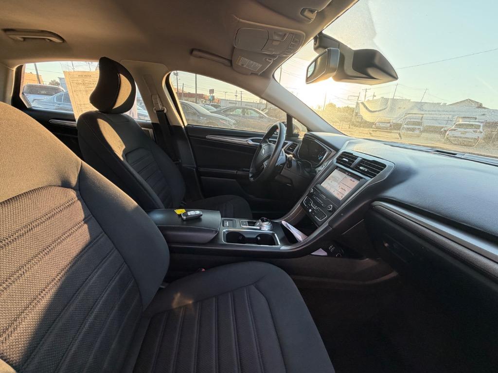2019 Ford Fusion - $12,900