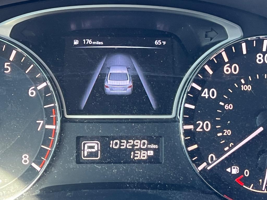 2014 Nissan Altima - $11,900