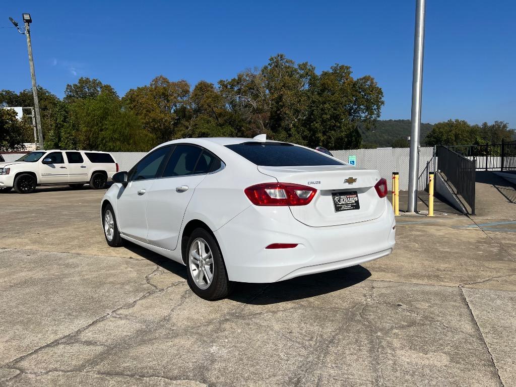 2017 Chevrolet Cruze - $12,900