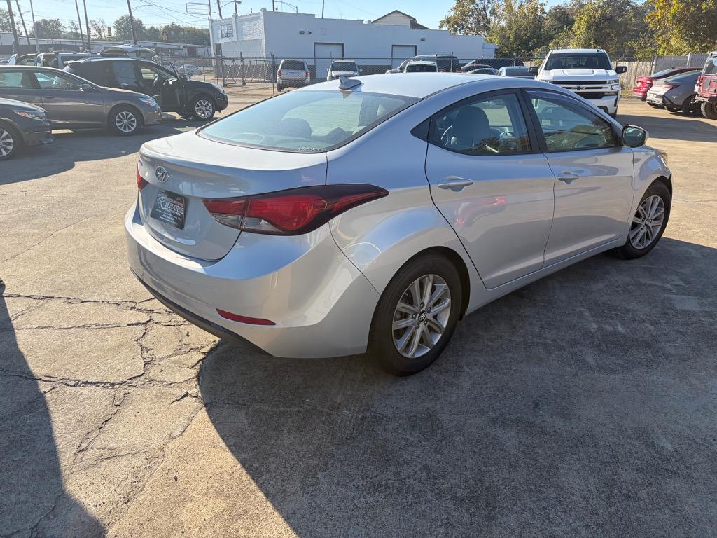 2016 Hyundai Elantra - $12,900