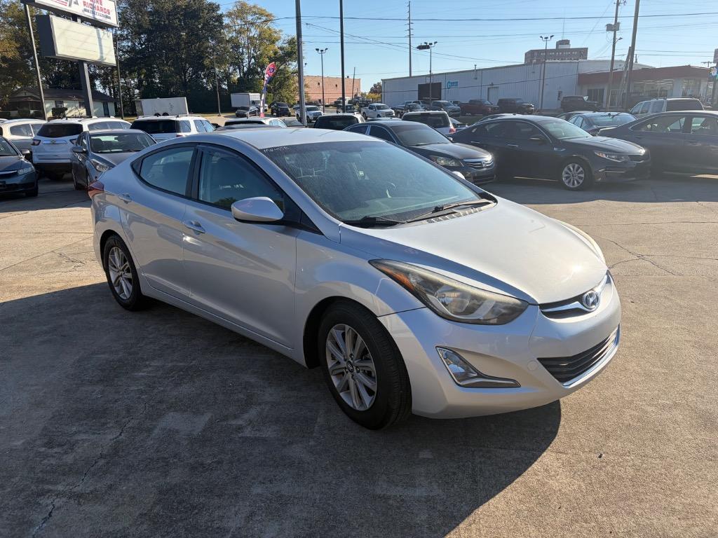 2016 Hyundai Elantra - $12,900