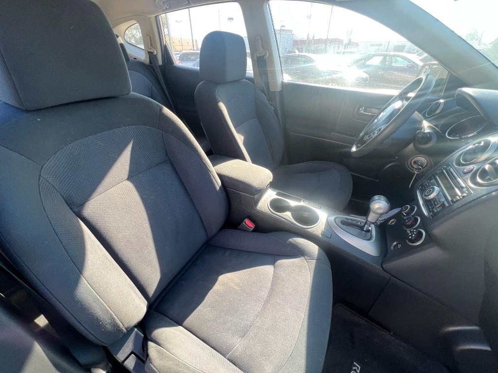 2013 Nissan Rogue - $9,900