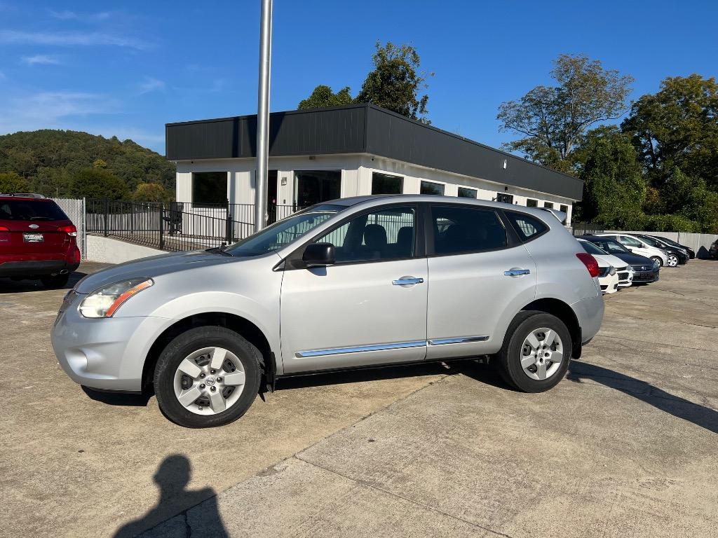 2013 Nissan Rogue - $9,900