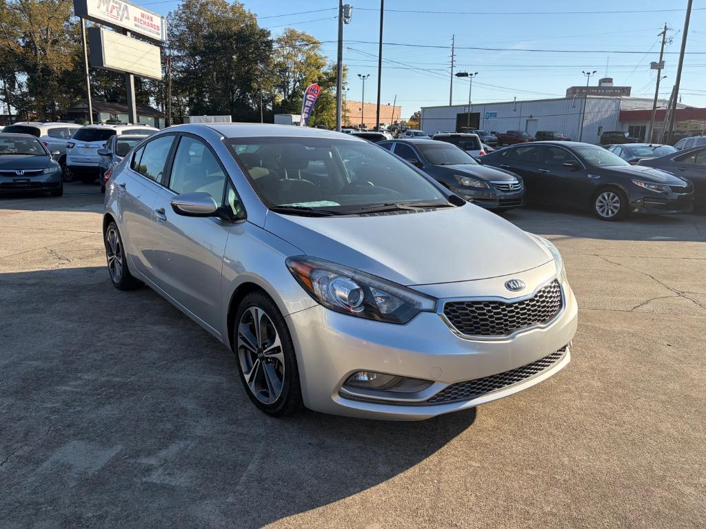 2015 Kia Forte - $11,900