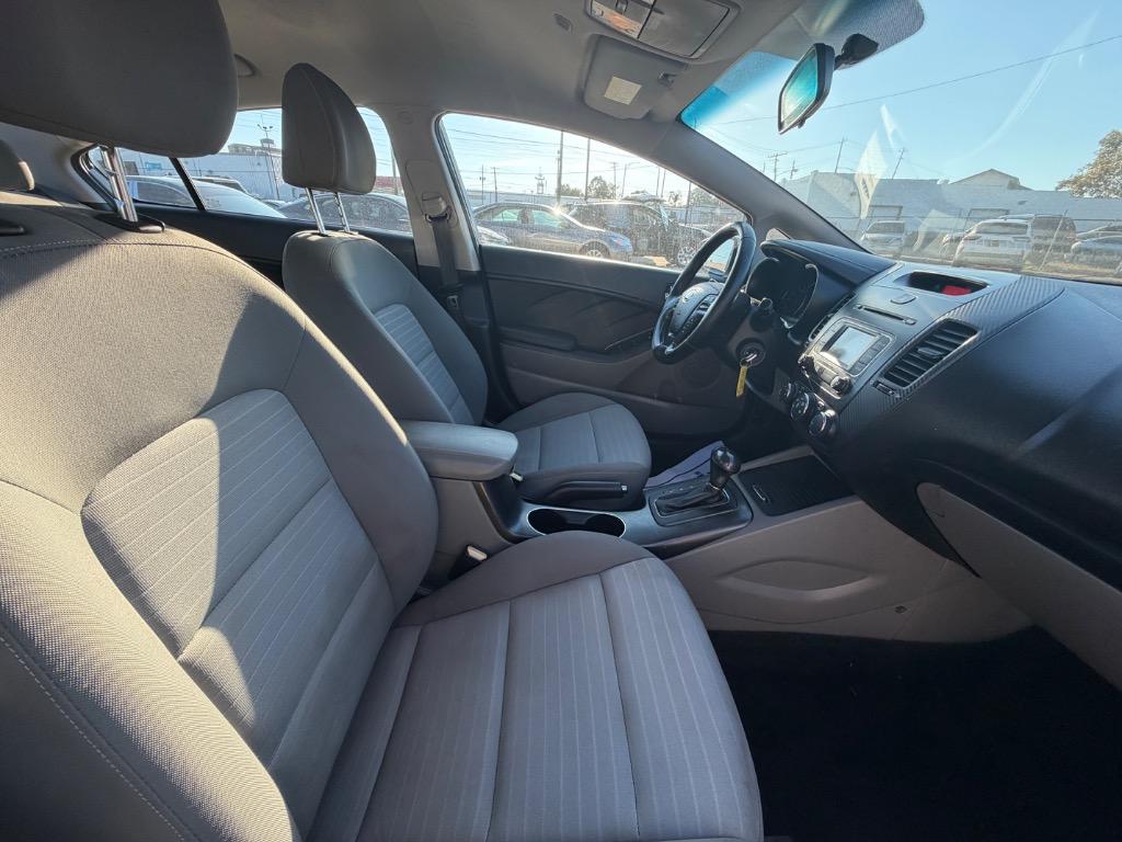 2015 Kia Forte - $11,900