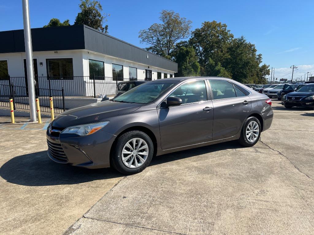 2015 Toyota Camry - $14,900