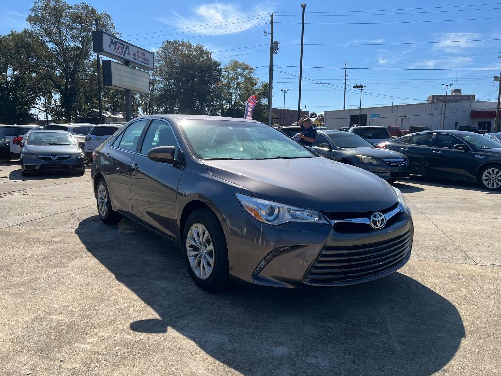 2015 Toyota Camry - $14,900