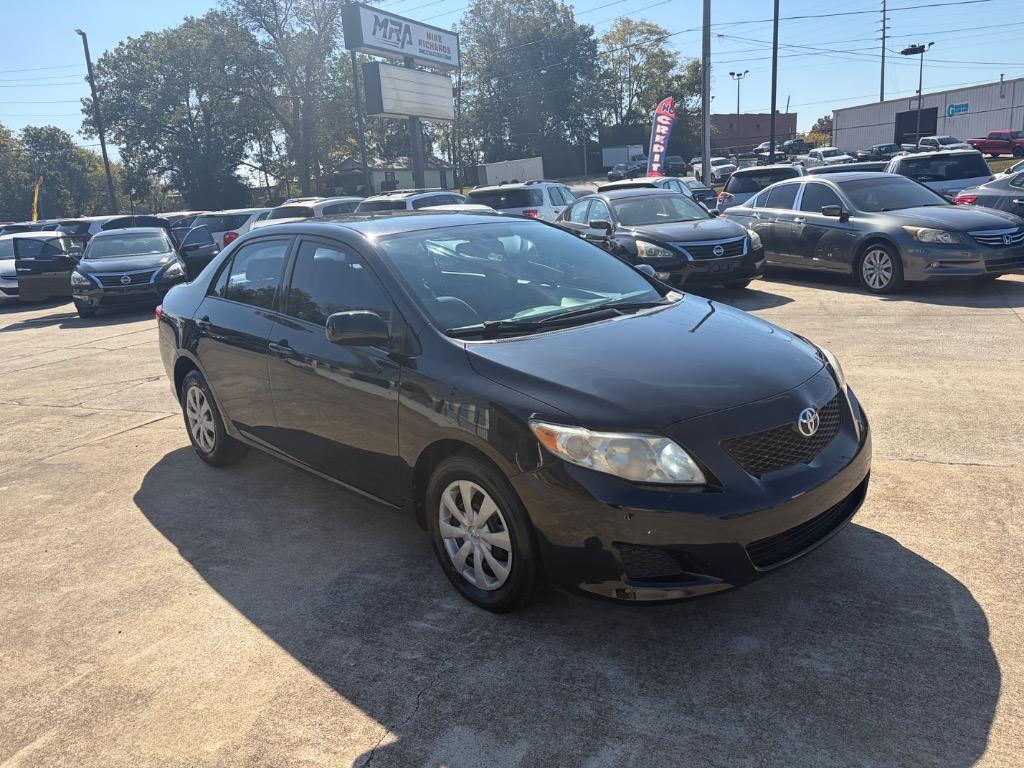 2009 Toyota Corolla - $8,900