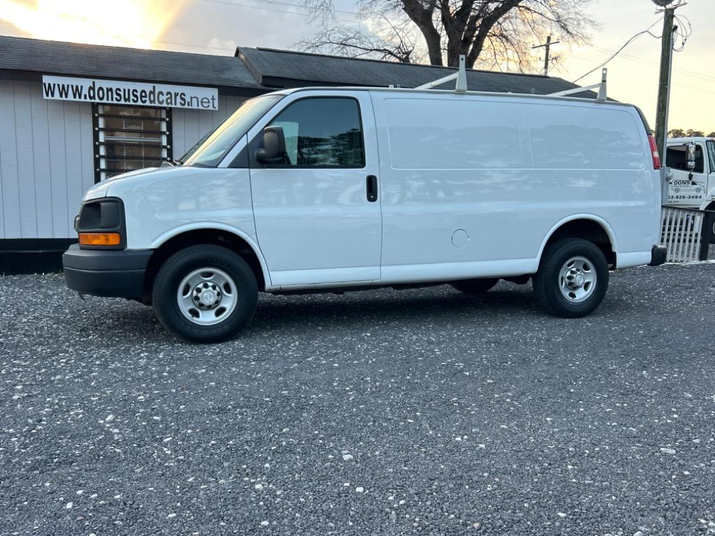 2015 Chevrolet G2500 Vans Express photo