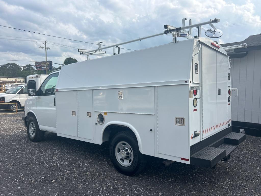 2013 Chevrolet Express 3500 3500 photo