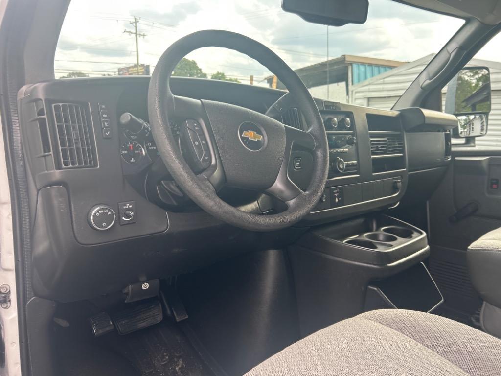 2013 Chevrolet Express 3500 3500 photo