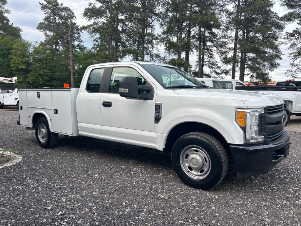 2017 Ford F250sd XL photo