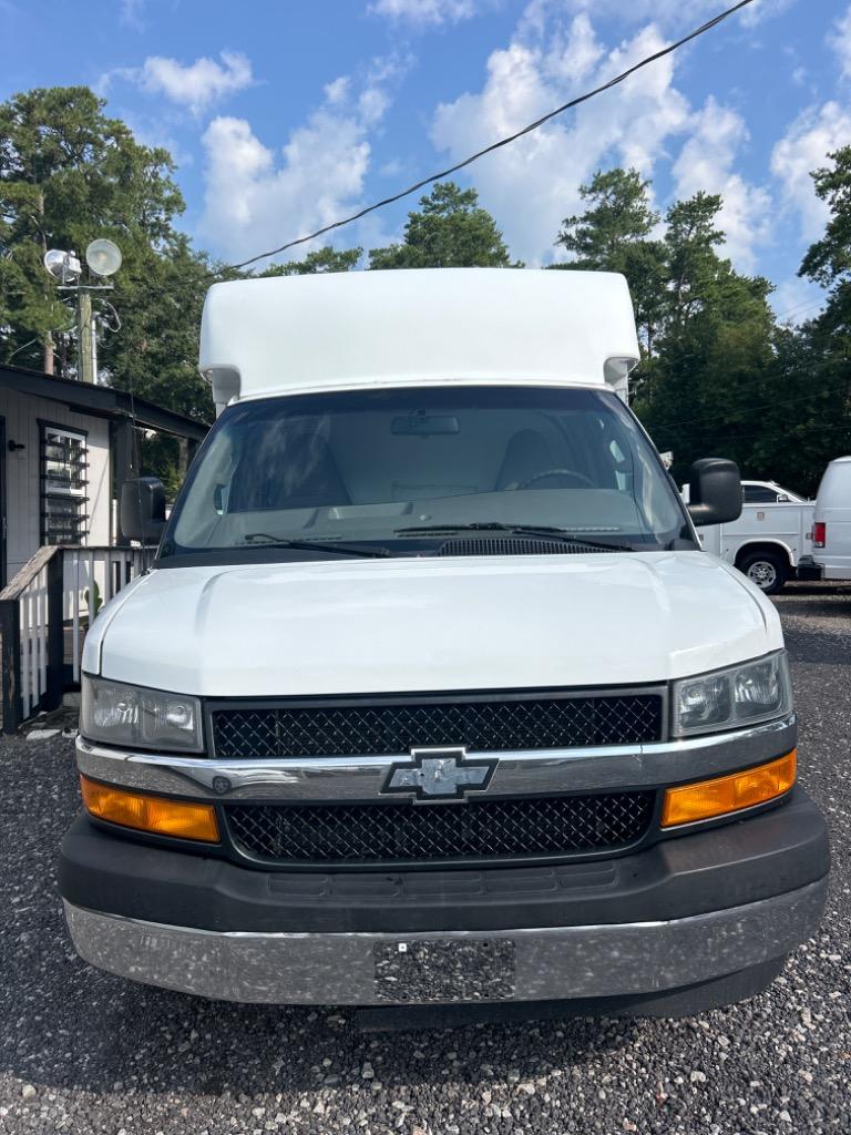 2019 Chevrolet Express - $17,990