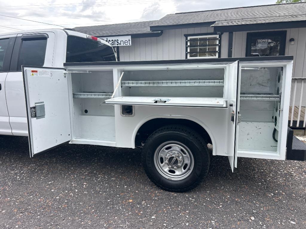2021 Ford F-250 - $31,990