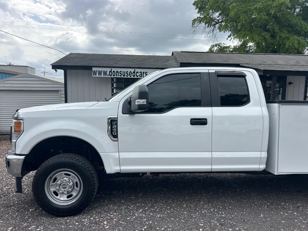 2021 Ford F-250 - $31,990