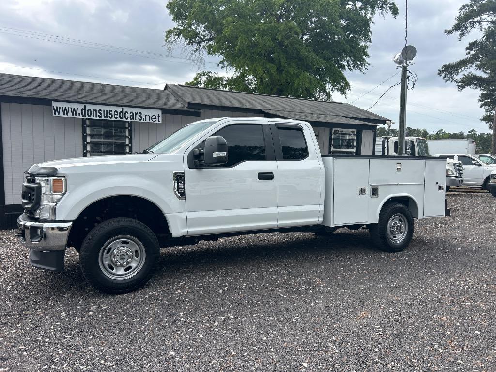 2021 Ford F-250 - $31,990