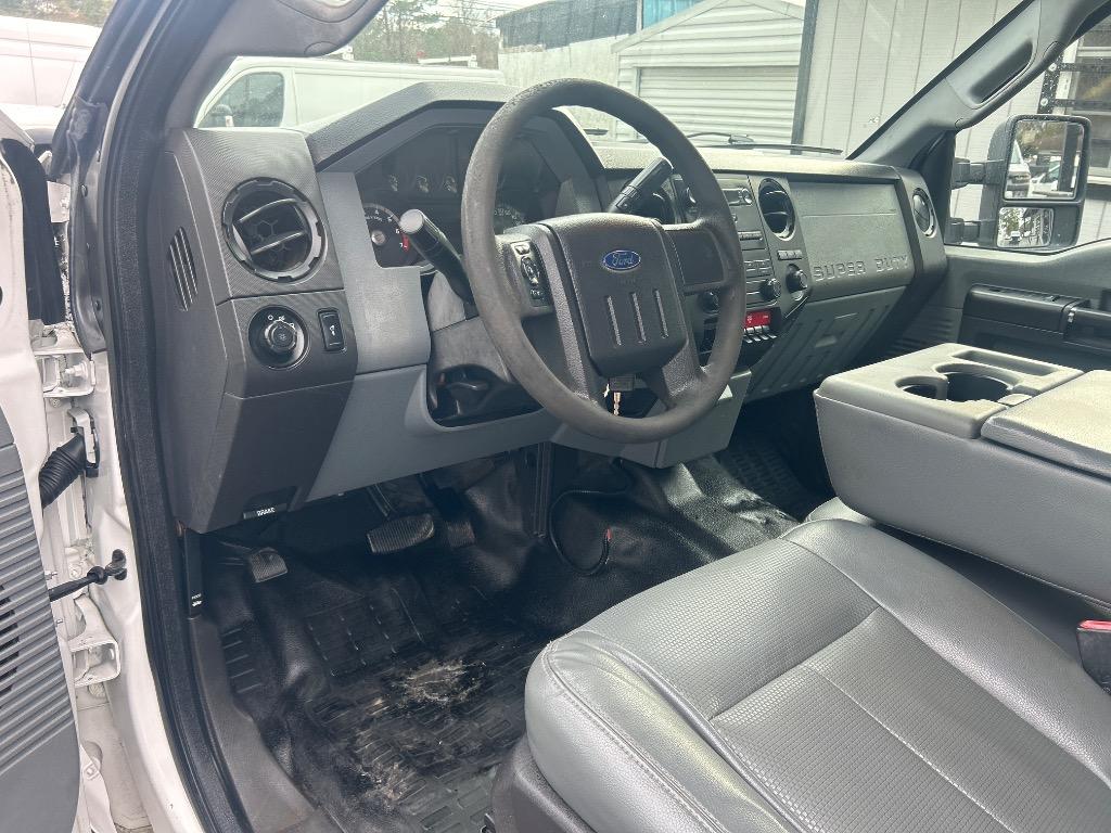 2015 Ford F-350 - $10,990