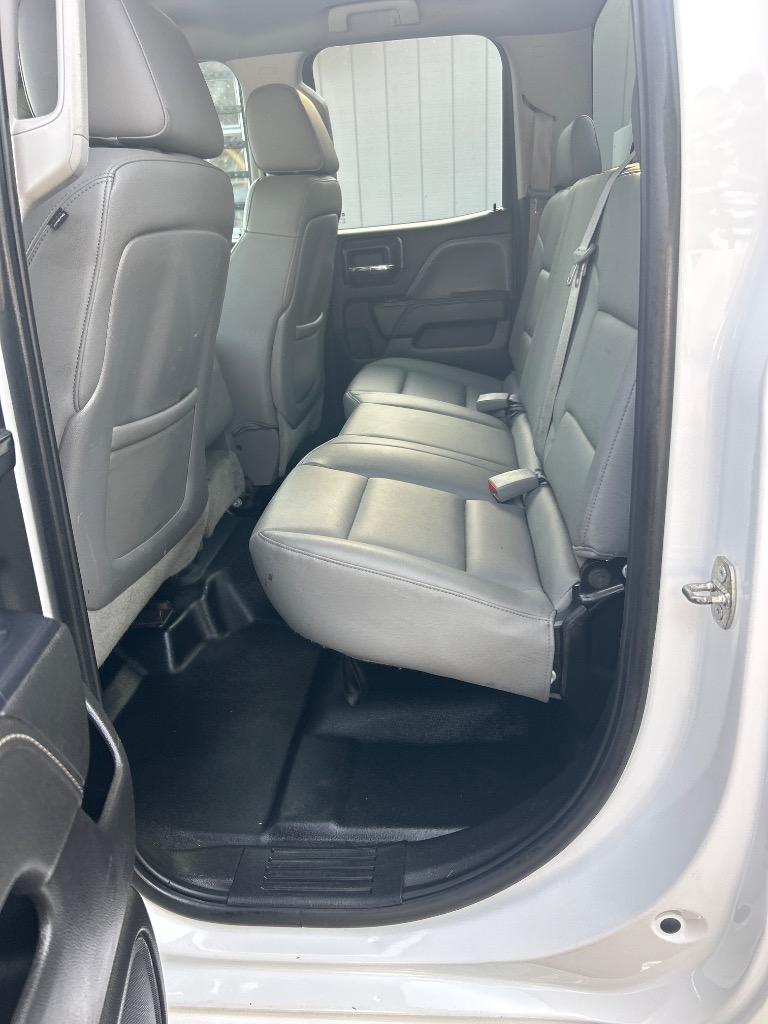 2015 Chevrolet Silverado - $16,990