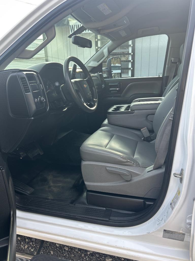 2015 Chevrolet Silverado - $16,990