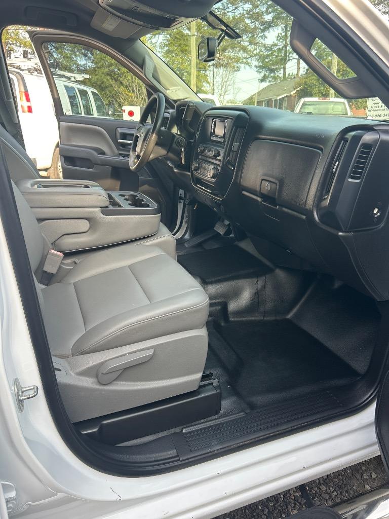 2015 Chevrolet Silverado - $16,990