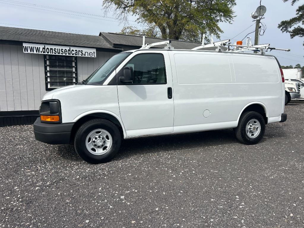 2014 Chevrolet Express - $10,990
