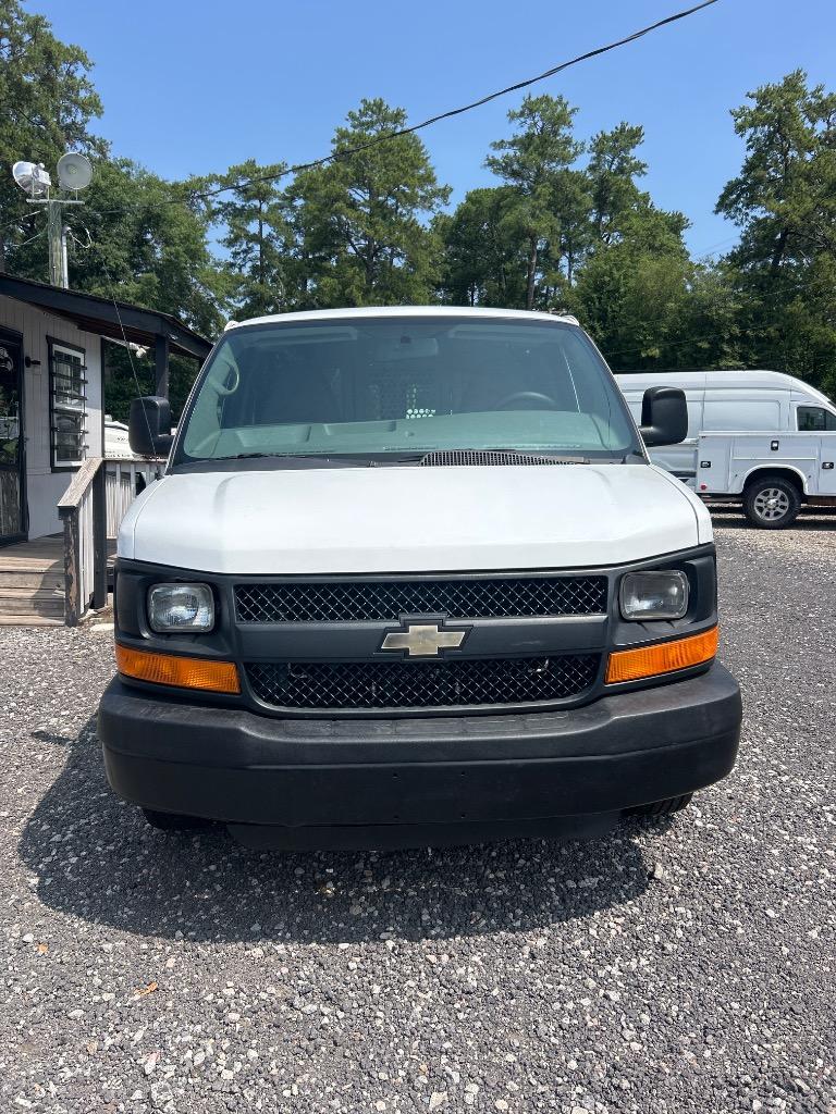 2014 Chevrolet Express - $12,990