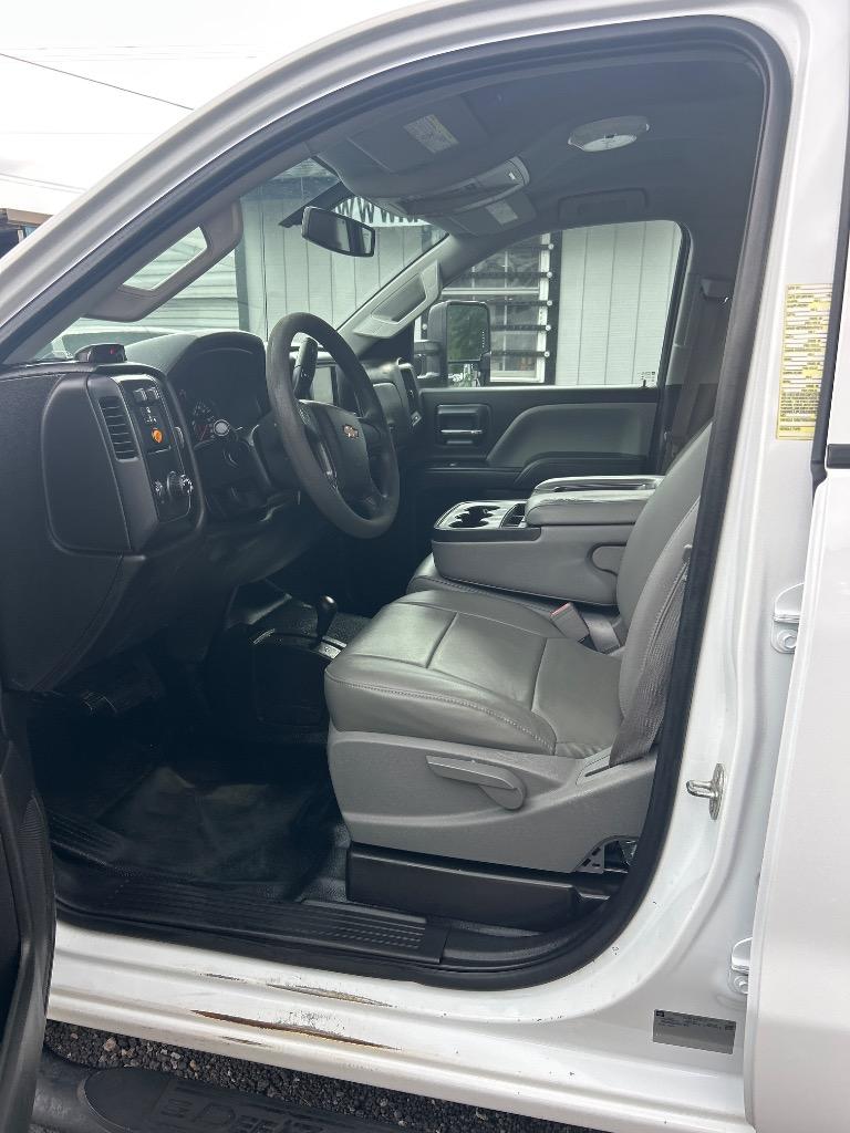 2016 Chevrolet Silverado - $20,990