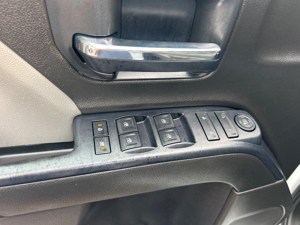 2016 Chevrolet Silverado - $20,990