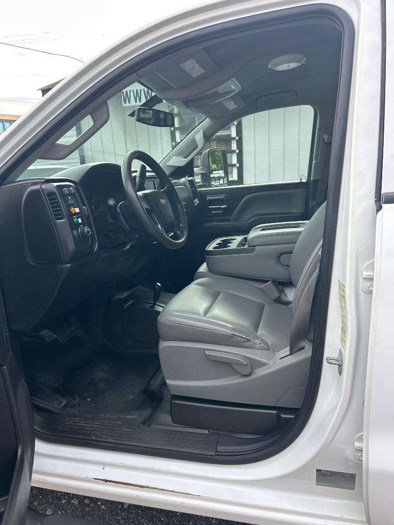2015 Chevrolet Silverado - $21,990