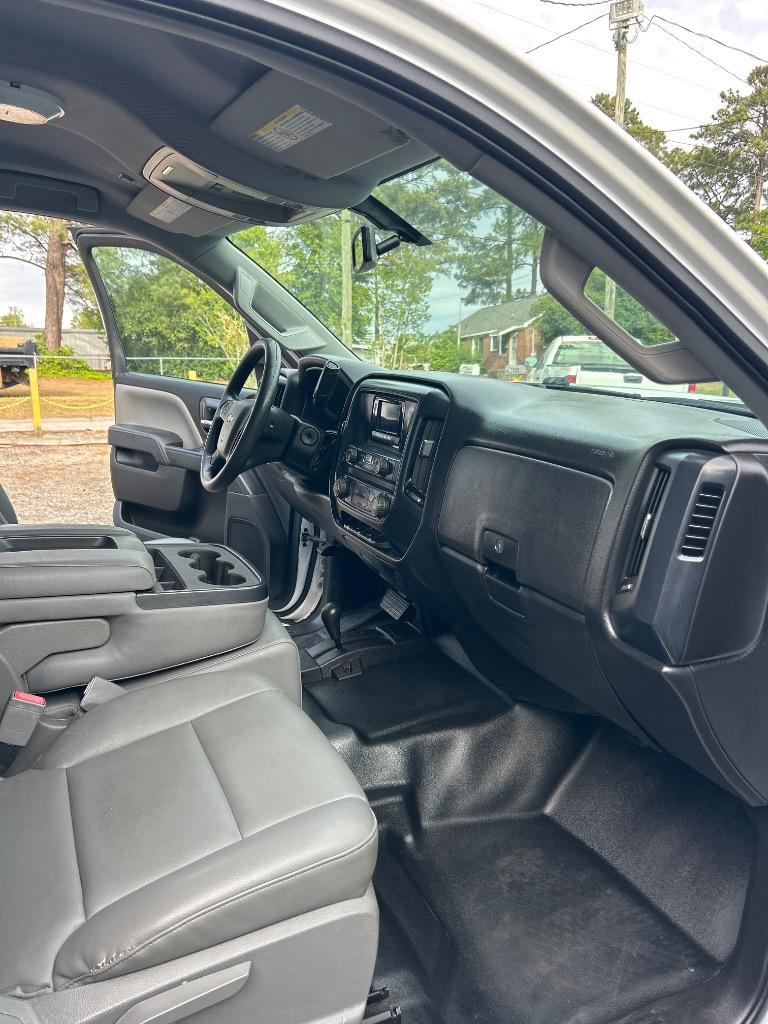 2015 Chevrolet Silverado - $21,990