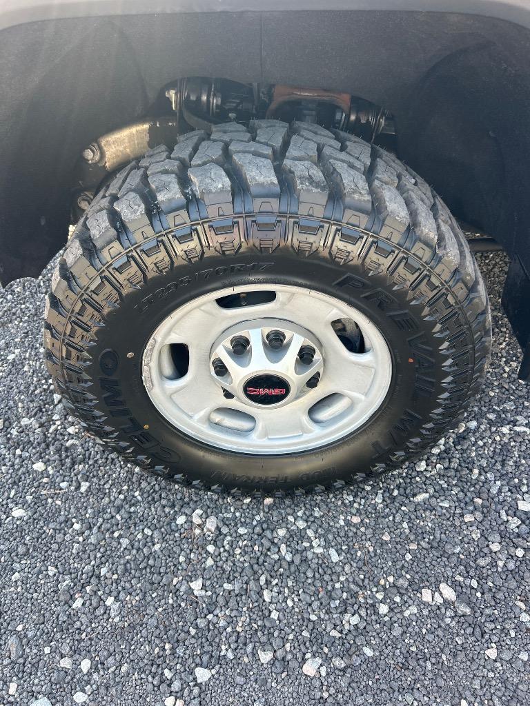 2021 GMC Sierra - $32,990