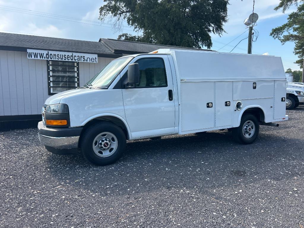 2017 GMC Savana - $25,990