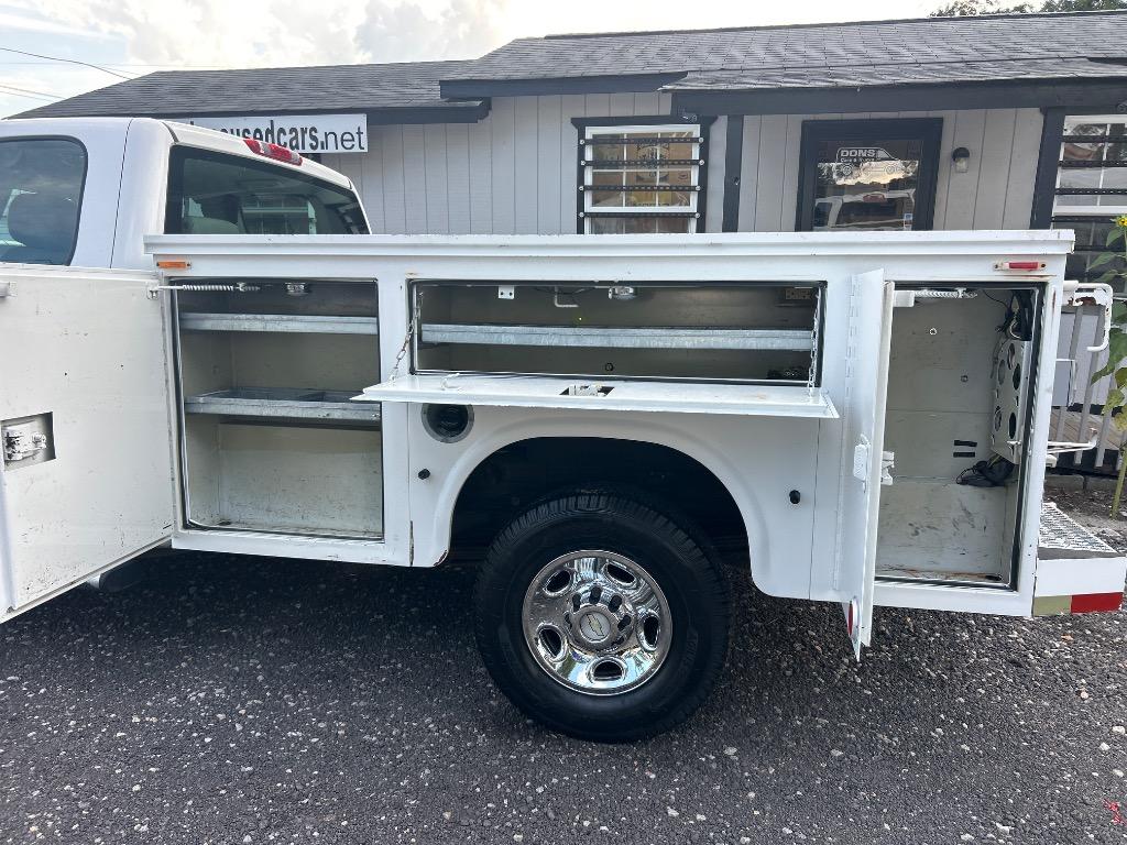 2009 Chevrolet Silverado - $12,990