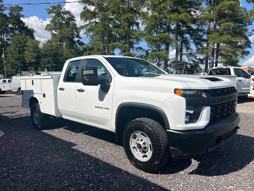 2022 Chevrolet Silverado Hd - $28,990