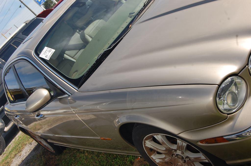 2004 Jaguar XJ-Series XJ8 photo
