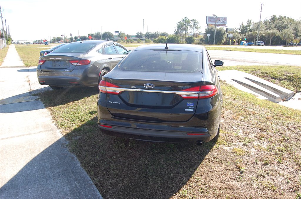 2017 Ford Fusion - $11,000