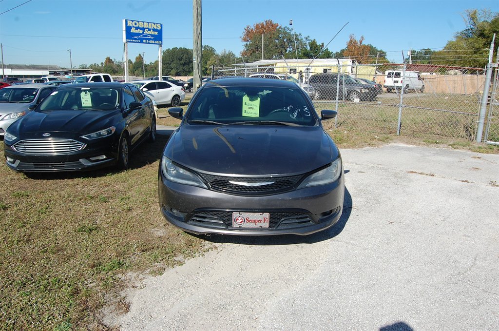 2015 Chrysler 200 S
