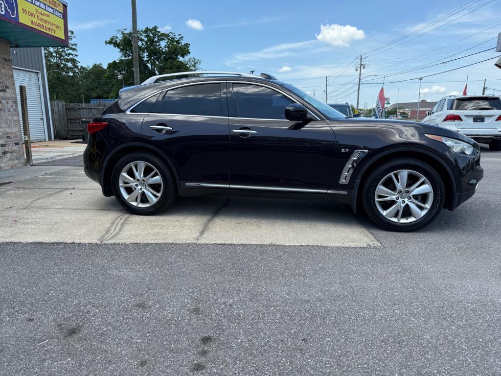 2016 Infiniti QX70 suv photo