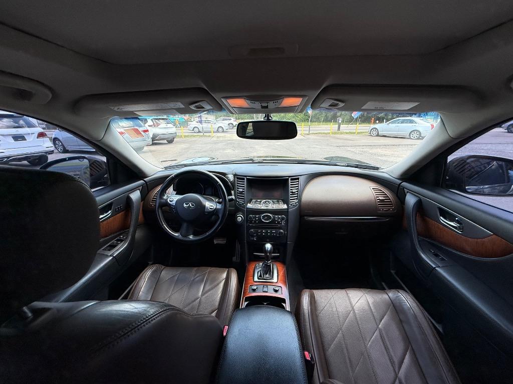 2016 Infiniti QX70 suv photo