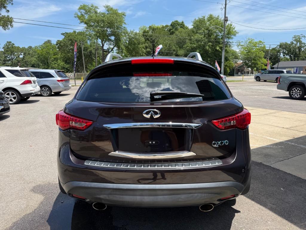 2016 Infiniti QX70 suv photo