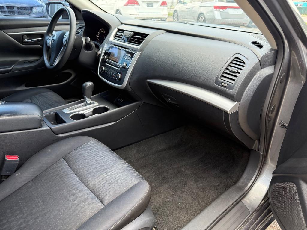 2018 Nissan Altima S photo