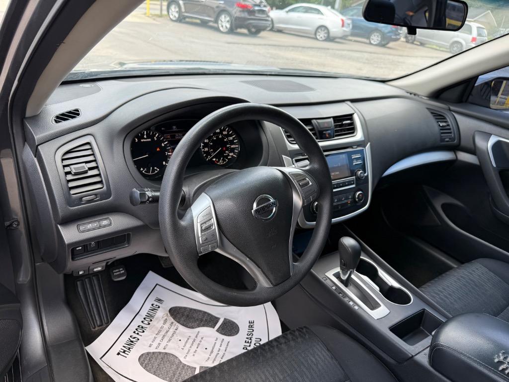 2018 Nissan Altima S photo