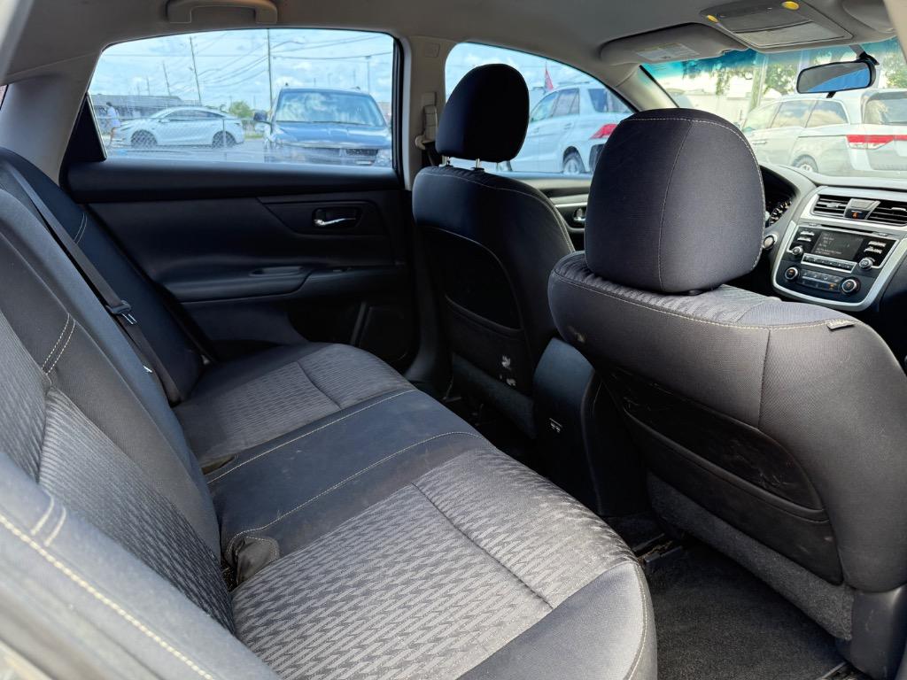 2018 Nissan Altima S photo