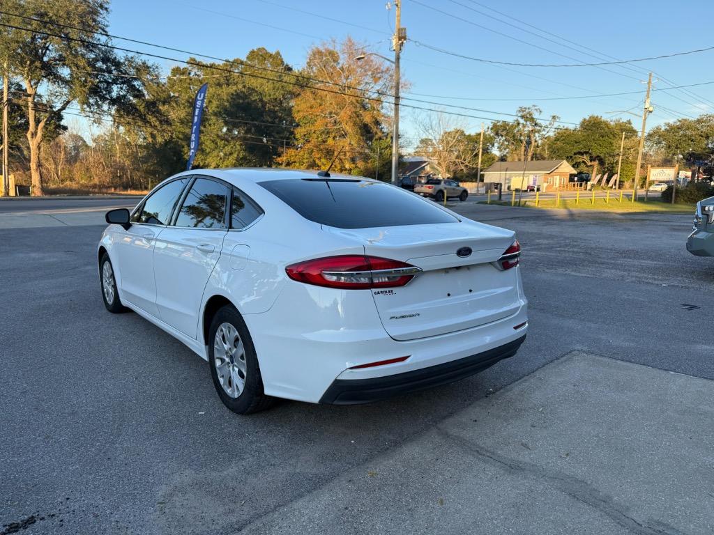 2019 Ford Fusion - $8,995