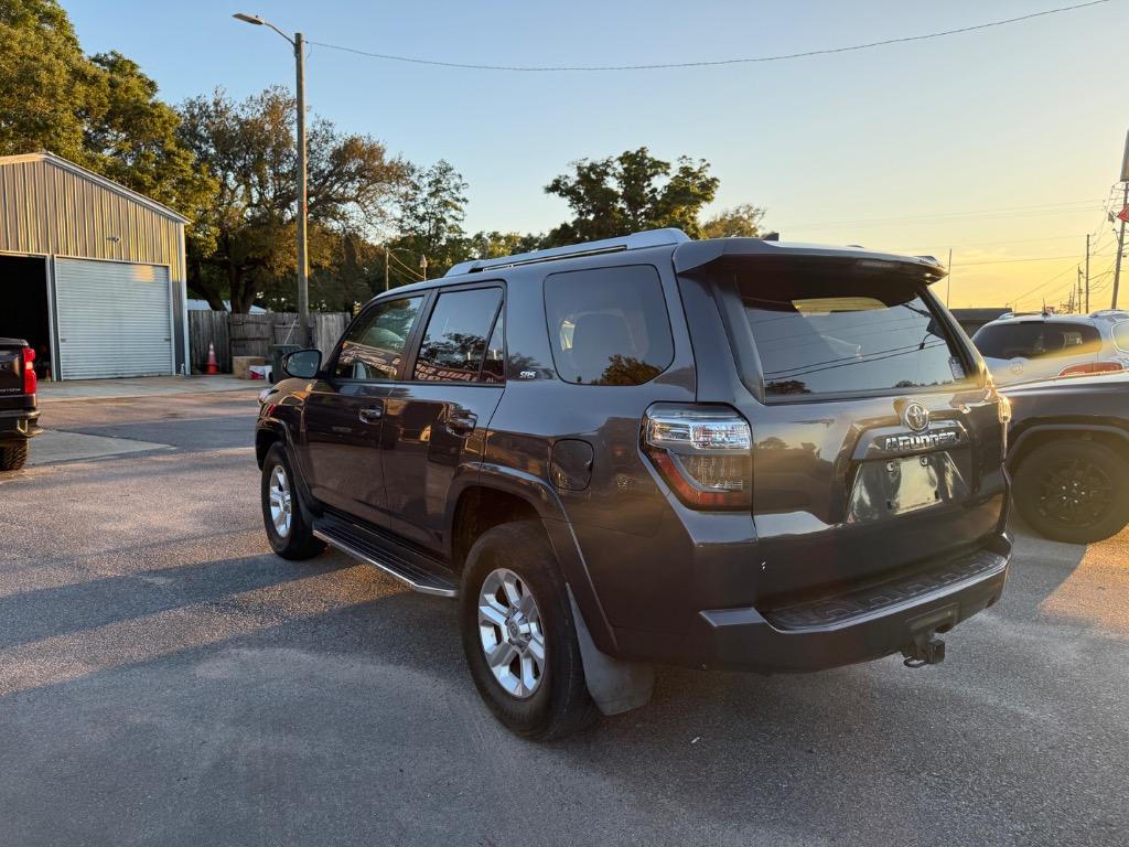 2018 Toyota 4Runner - $15,995