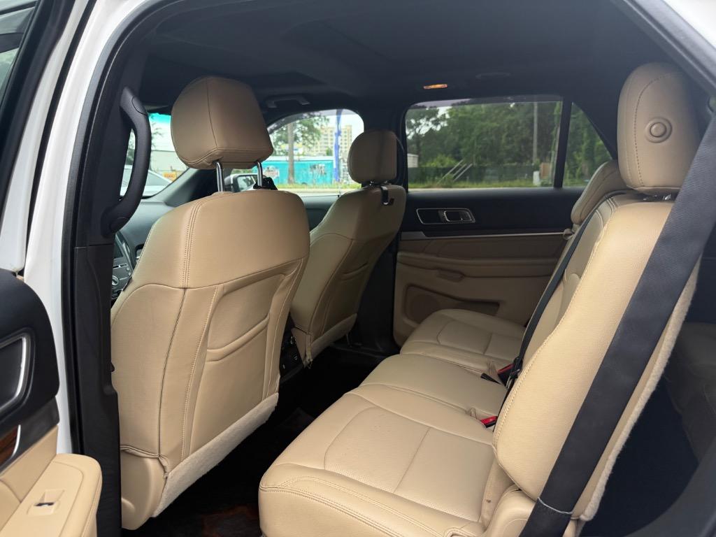 2016 Ford Explorer - $8,995